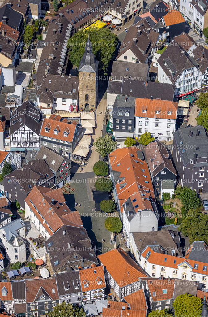 Hattingen220807861 | Luftbild, Glockenturm der ehem. evang. Johanniskirche, Altstadt, rote Dächer, Hattingen, Ruhrgebiet, Nordrhein-Westfalen, Deutschland
