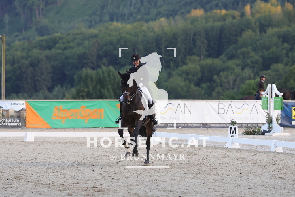 0P6A3833 | Willkommen bei Brunnmayr - Design & Fotografie – Ihrem Spezialisten für Reitturniere und Pferdeveranstaltungen in Oberösterreich, Salzburg und Bayern! Seit über 17 Jahren sind wir leidenschaftlich dabei.