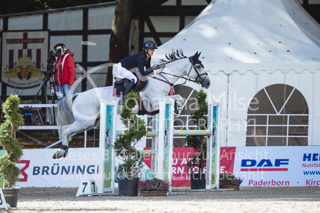 240912_OWLCh_AmateurM-427 | Deine schönsten Turniermomente als professionelle Fotos! Entdecke hochwertige Pferdesport-Fotografie im Online-Shop. Jetzt Fotos finden & bestellen!