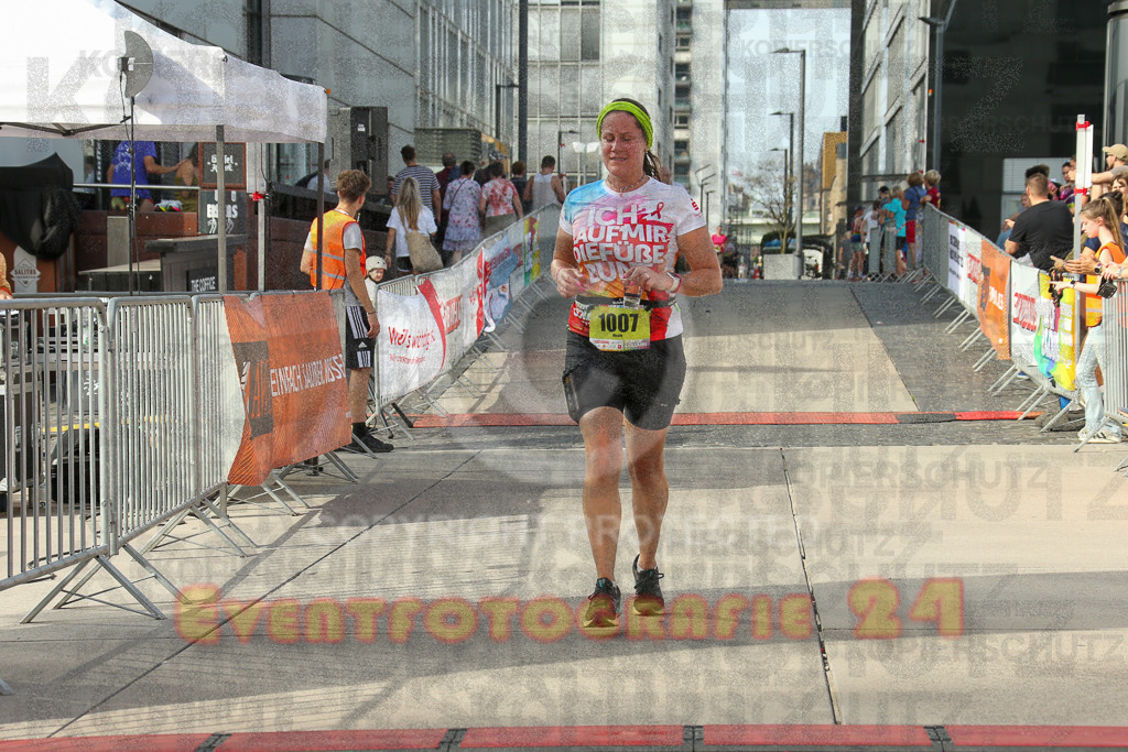 250920_1541_EX1_0439 | Sportfotografie im Rhein-Sieg Kreis, Köln, Bonn, NRW, Rheinland Pfalz, Hessen, etc. Unser Tätigkeitsfeld umfasst den Laufsport vom Volkslauf über den Marathon, Duathlon, Triathon bis zum Ultralauf wie Kölnpfad Ultra oder Schindertrail.