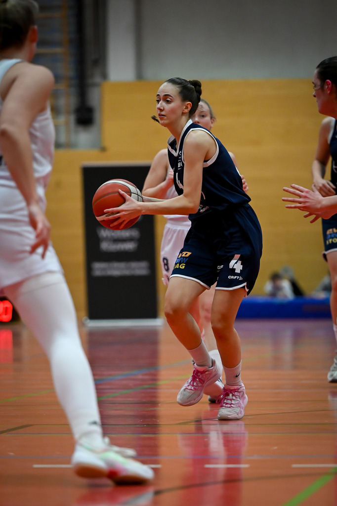 gml_038 | Fotos von Basketballspielen aus dem Raum NRW fotografiert von Gero Mueller-Laschet und Daniel Schaefer - Realisiert mit Pictrs.com