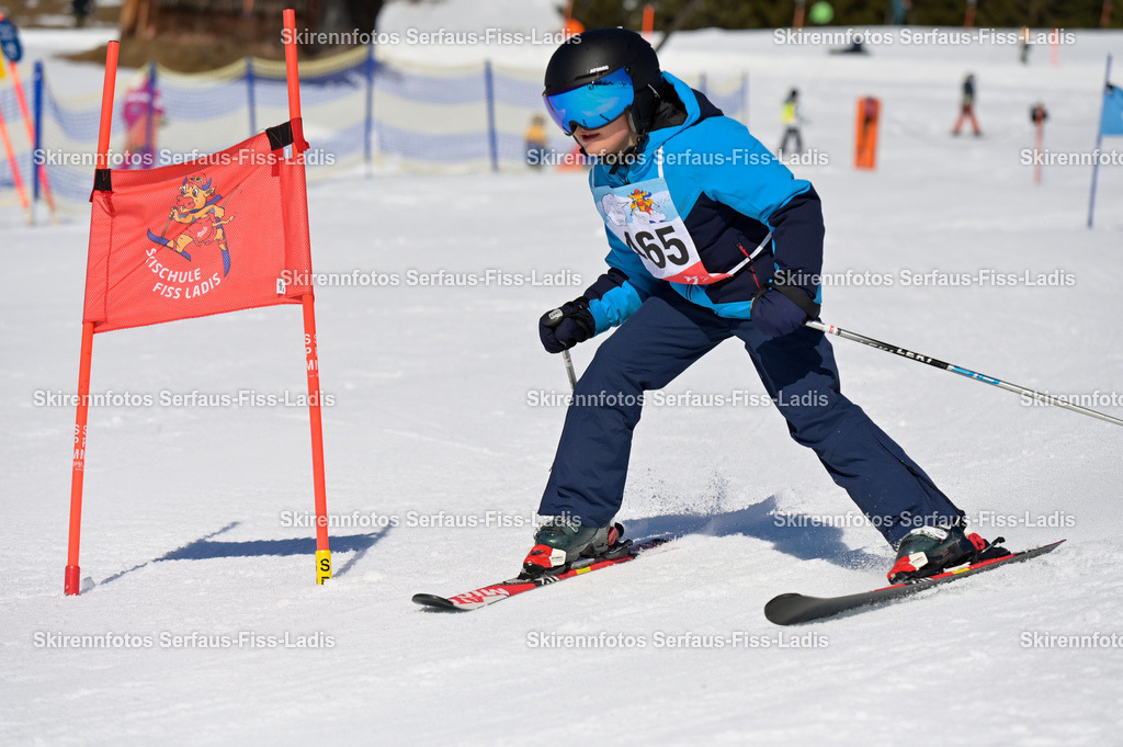 SRF_27.02.2026_363 | Skirennfotos,Serfaus,Fiss,Ladis,Kinderskirennen,Winter,Tirol,Oberland,skirace,SFL,feelfree,weil wir's genießen,ski,Ski,skifahren,Sonnenplateau, - Realisiert mit Pictrs.com