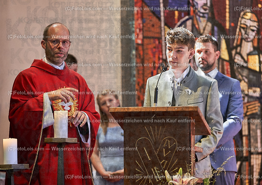 ALS2724_PfarrFirmung Wieselburg_Fuerbitten | (C)FotoLois.com, Alois Spandl, Firmung in der Pfarrkirche Wieselburg mit Generalvikar Dr. Christoph Weiss, Dechant Pfarrer Daniel Kostrzycki und Monignore Franz Dammerer, Sa 15. Juni 2024.
