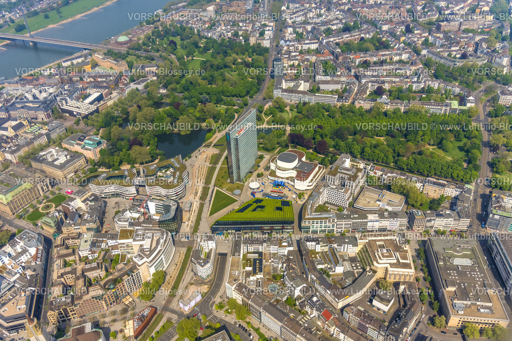 Duesseldorf240500914 | Luftbild, Dreischeibenhaus und Schauspielhaus, Ingenhovental mit grünem Pflanzendach, Einkaufszentrum Kö-Bogen, Hofgarten Stadtpark, Stadtmitte, Düsseldorf, Rheinland, Nordrhein-Westfalen, Deutschland