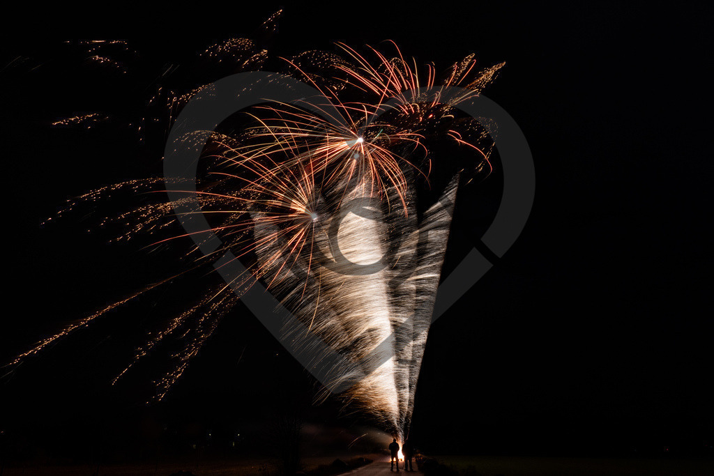 20260101_002455_Silvesterfeuerwerk | aloa-fotografie - Realisiert mit Pictrs.com
