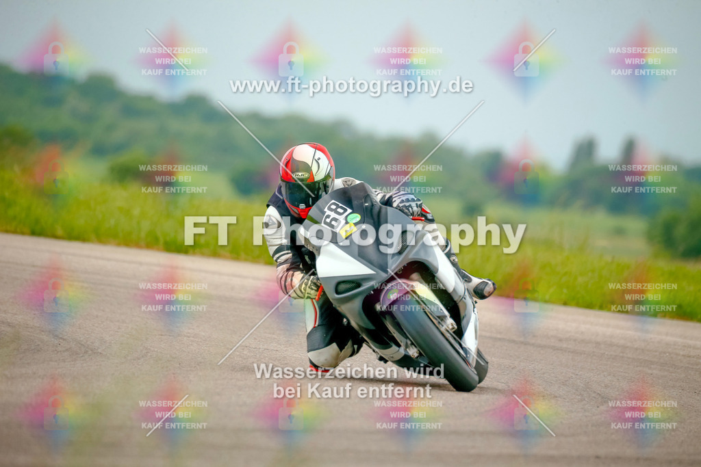 _MOT2202 | Hier findet Ihr Bilder von Touristenfahrten auf der Nürburgring Nordschleife oder von anderen Veranstaltungen die ich besucht habe. Viel Spass beim Durch Schauen 