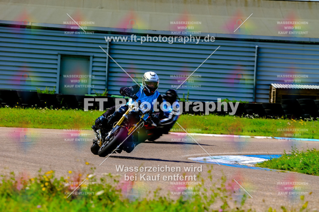 037-6232 | Hier findet Ihr Bilder von Touristenfahrten auf der Nürburgring Nordschleife oder von anderen Veranstaltungen die ich besucht habe. Viel Spass beim Durch Schauen 