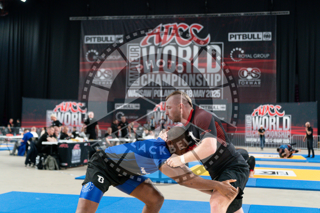20250517PBB5435 | Athletes compete during the first day of the ADCC Amateur World Championship on May 15, 2025 in Warsaw, Poland. © Chiara Dazi / photoblackbelt