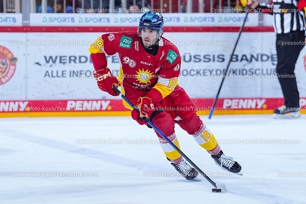 xYDRx19102501027 | 19.10.2025, xydrx, Eishockey, DEL2, Düsseldorfer EG - EV Landshut, PSD Bank Dome Düsseldorf: Michael Clarke (Düsseldorfer EG #18)