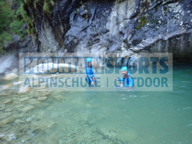 P8020041 | Bestelle die Bilder deines Berg- oder Wasser-Abenteuers mit Mountain Sports bequem von zu Hause aus direkt über unseren Online Fotoshop von pictrs.com. - Realisiert mit Pictrs.com