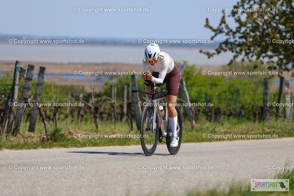 IMG_8912 | @sportshot_your_pictrs #yourpictures#roadtowm2029 #nrm #neusiedlerseeradmarathon #neusiedlersee #neusiedlerseetourismus #burgenland #mörbisch #nrm26 #burgenlandtourismus #voglundco #poweredbyburgenlandtourismus #radsport #rad #marathon #ucigranfondo #visitburgenland #ucigranfondoworldseries