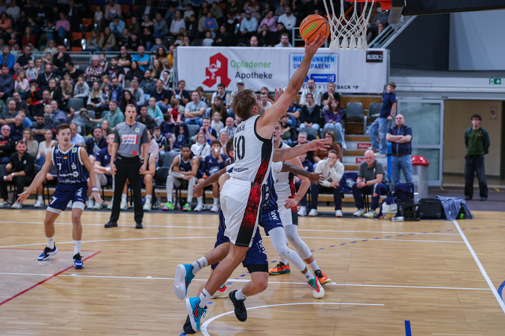 BAYER GIANTS vs VfL Sparkassenstars Bochum-126 | Fotos von Basketballspielen aus dem Raum NRW fotografiert von Gero Mueller-Laschet und Daniel Schaefer - Realisiert mit Pictrs.com