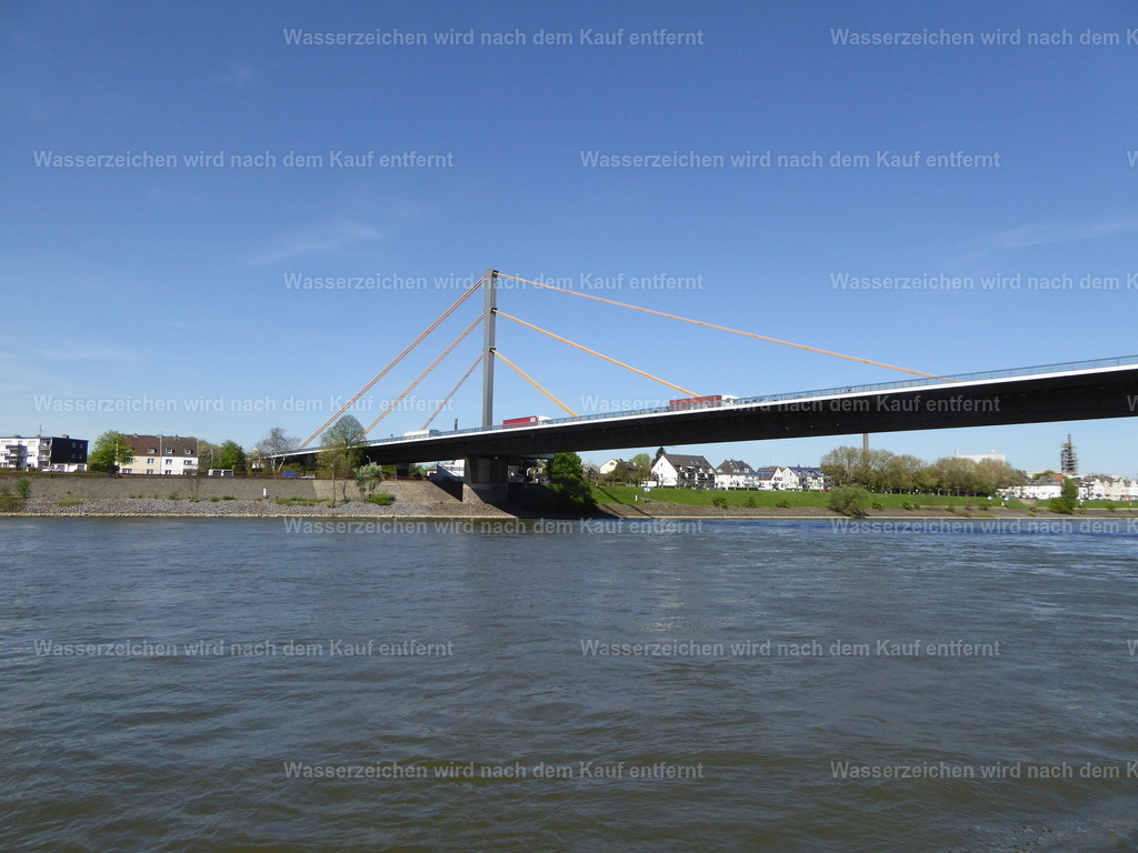 P1010961 | Entdecken Sie die faszinierende Welt von Norbert Michels: Surreale Kunstwerke, hochwertige Fotos, Leinwandbilder & Fotoprodukte wie Tassen mit bild7 - Realisiert mit Pictrs.com