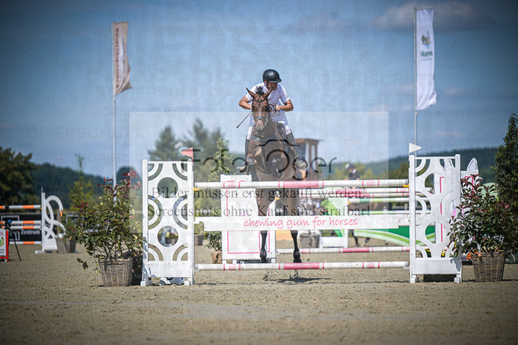 DOS_3206 | Entdecke hochwertige Reitturnierfotos von Foto Oger. Professionell, emotional und authentisch – jetzt Lieblingsmomente im Shop bestellen.Deutschlandweite Turnierfotografie. - Realisiert mit Pictrs.com