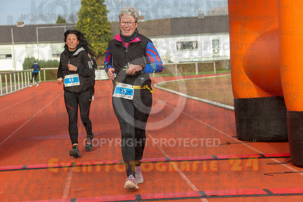 230129_1132_EX1_5105 | Sportfotografie im Rhein-Sieg Kreis, Köln, Bonn, NRW, Rheinland Pfalz, Hessen, etc. Unser Tätigkeitsfeld umfasst den Laufsport vom Volkslauf über den Marathon, Duathlon, Triathon bis zum Ultralauf wie Kölnpfad Ultra oder Schindertrail.