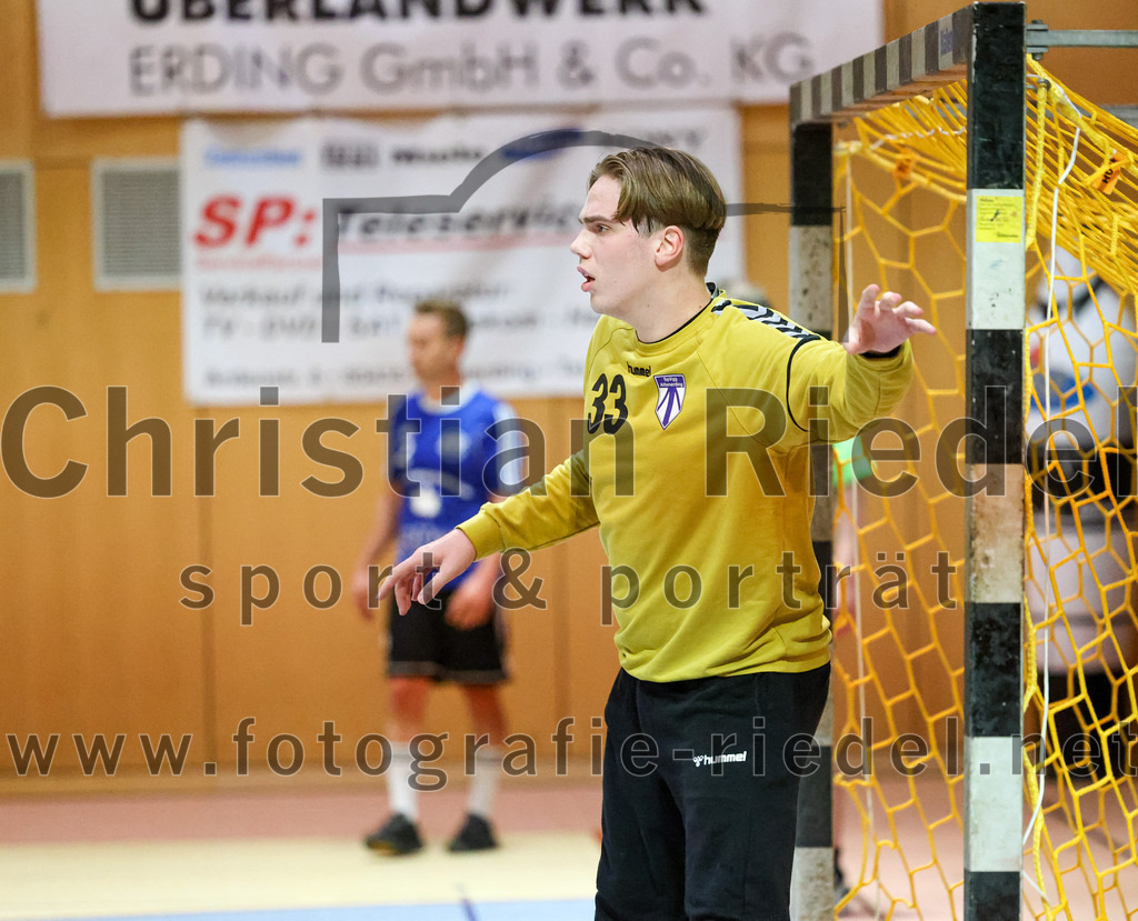 2022-10-08_061_SpVgg_Altenerding_gegen_ASV_Dachau | Erding, Deutschland, 08.10.2022:
Handball, Bezirksoberliga Männer 2022 / 2023, 4. Spieltag, SpVgg Altenerding gegen ASV Dachau, Endergebnis: 23:23

Jannik Fleps (SpVgg Altenerding, #33)

Foto: Christian Riedel / fotografie-riedel.net