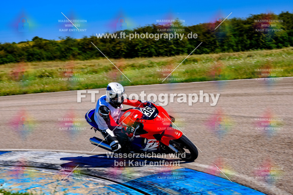 036-2960 | Hier findet Ihr Bilder von Touristenfahrten auf der Nürburgring Nordschleife oder von anderen Veranstaltungen die ich besucht habe. Viel Spass beim Durch Schauen 