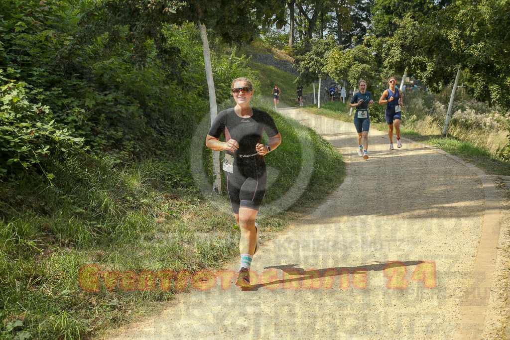 250824_1456_EX1_8114 | Sportfotografie im Rhein-Sieg Kreis, Köln, Bonn, NRW, Rheinland Pfalz, Hessen, etc. Unser Tätigkeitsfeld umfasst den Laufsport vom Volkslauf über den Marathon, Duathlon, Triathon bis zum Ultralauf wie Kölnpfad Ultra oder Schindertrail.