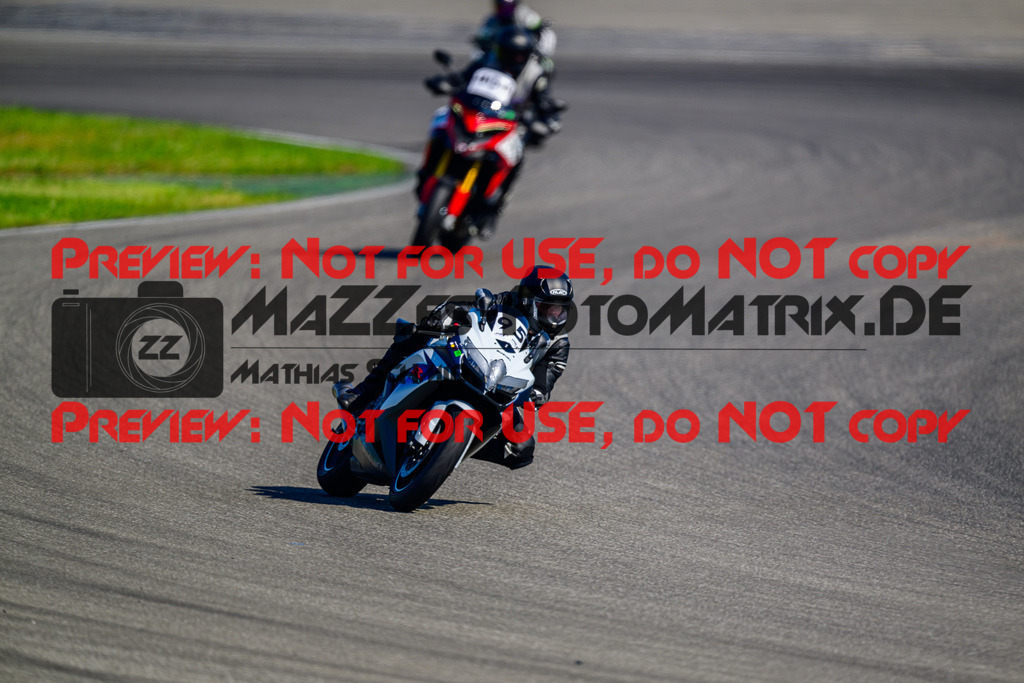 MaZZes_FotoMatrix_240520_6007705_3696 | INST