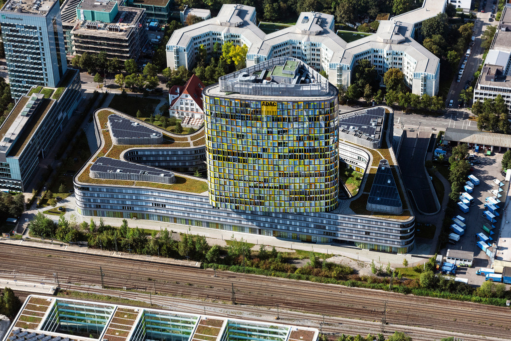 dr__0054672.jpg | MüNCHEN 15.09.2020 Hochhaus- Ensemble ADAC Zentrale im Ortsteil Sendling-Westpark in München im Bundesland Bayern, Deutschland. Weiterführende Informationen bei: ADAC Verlag GmbH,  Ed. Züblin AG,  Karl Westermann GmbH & Co.KG,  NEK ENERGY GmbH,  PERI GmbH Schalung Gerüst Engineering,  Prof. Burkhardt Ingenieure GmbH & Co. KG,  Stingl GmbH. // High-rise ensemble of ADAC Zentrale in the district Sendling-Westpark in Munich in the state Bavaria, Germany. Further information at: ADAC Verlag GmbH,  Ed. Zueblin AG,  Karl Westermann GmbH & Co.KG,  NEK ENERGY GmbH,  PERI GmbH Schalung Geruest Engineering,  Prof. Burkhardt Ingenieure GmbH & Co. KG,  Stingl GmbH. Foto: Daniel Reiter