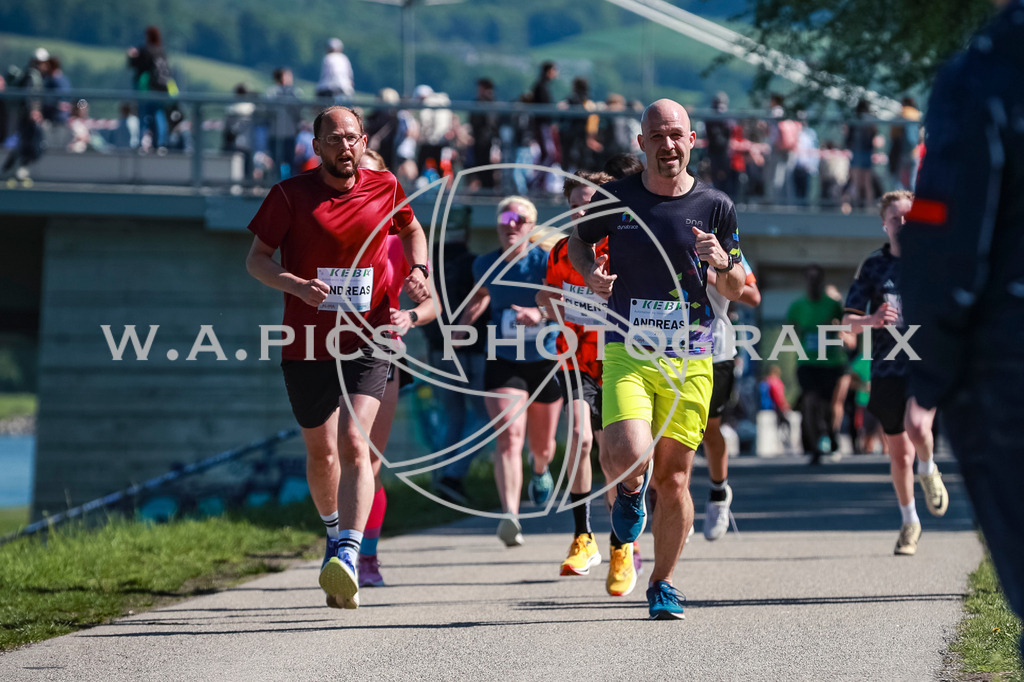 ..... | LINZ,AUSTRIA,27.April 25, Int. 3 Brückenlauf Linz  , Image shows: Photo: WAPICS / Manuel Binder