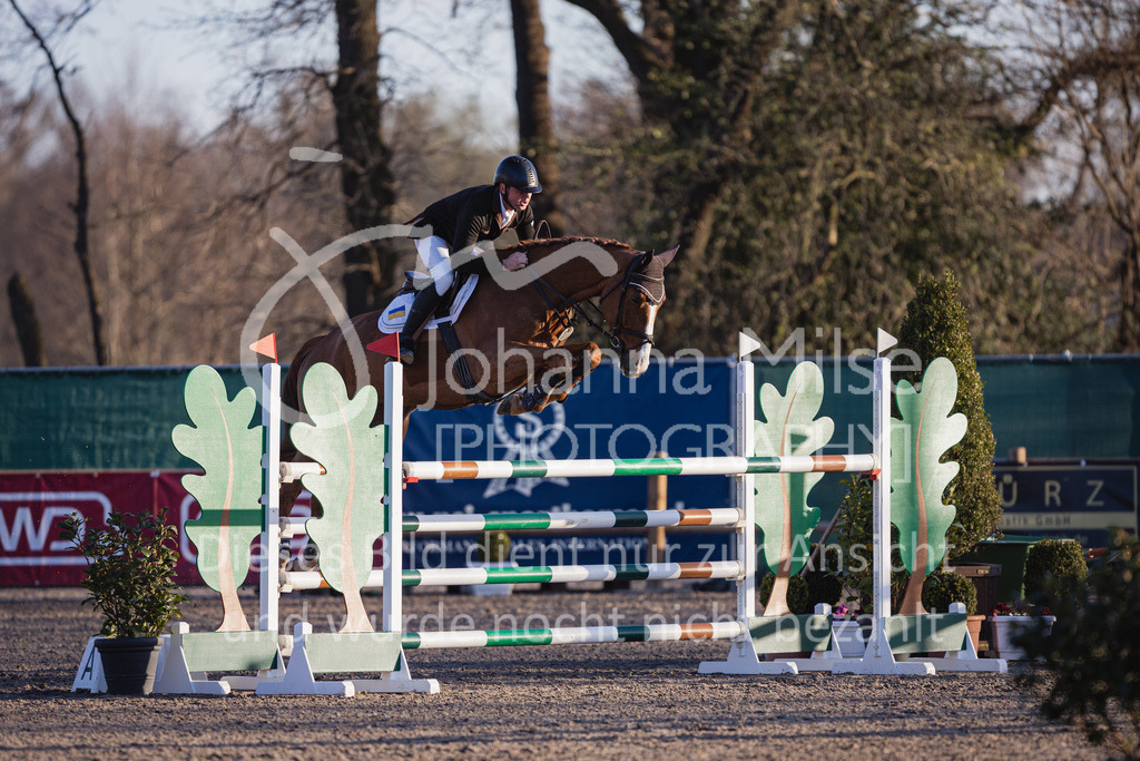 230411_Mühlen_YoungsterM-613 | Deine schönsten Turniermomente als professionelle Fotos! Entdecke hochwertige Pferdesport-Fotografie im Online-Shop. Jetzt Fotos finden & bestellen!