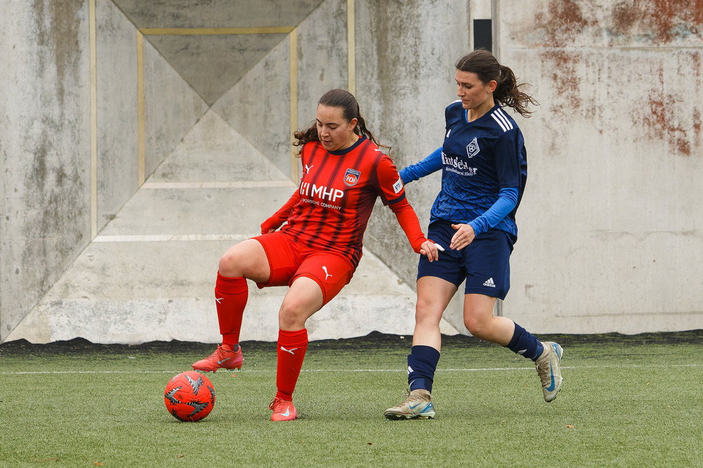 FCH-HÄR_251019_7327 | Fotopresso – Sportfotografie in Heidenheim & Umgebung. Professionelle Sportfotografie für unvergessliche Momente. Dynamische Action-Shots, emotionale Szenen & hochwertige Bilder. - Realisiert mit Pictrs.com