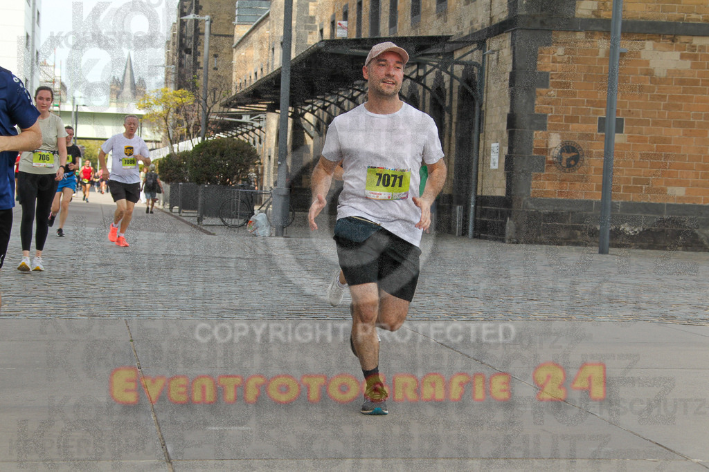 250920_1332_EV4_5975 | Sportfotografie im Rhein-Sieg Kreis, Köln, Bonn, NRW, Rheinland Pfalz, Hessen, etc. Unser Tätigkeitsfeld umfasst den Laufsport vom Volkslauf über den Marathon, Duathlon, Triathon bis zum Ultralauf wie Kölnpfad Ultra oder Schindertrail.