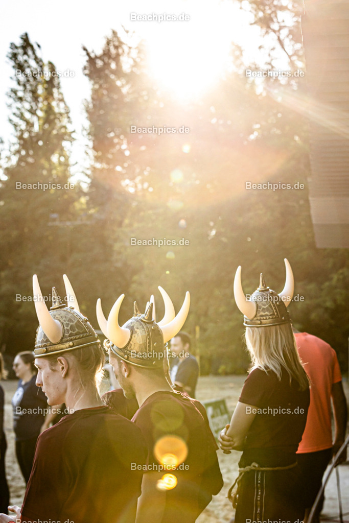 2025-200082886-Strandvölkerball-WM_1 |  23.08.2025; Berlin Foto: Gerold Rebsch - www.beachpics.de