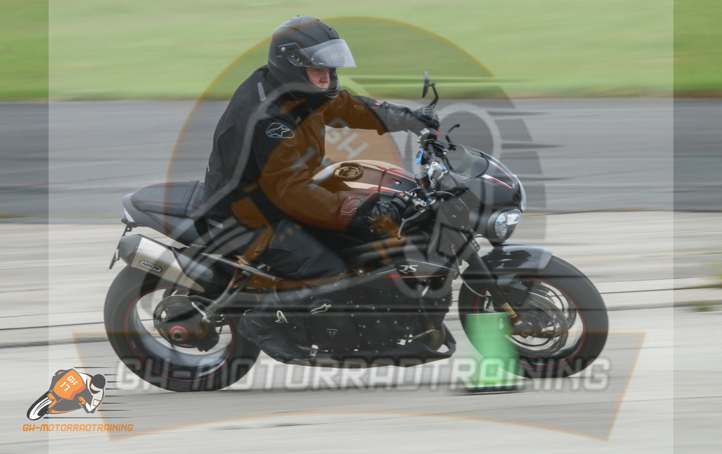 IMG_0416 | gh-motorradtraining-foto.de - Realisiert mit Pictrs.com