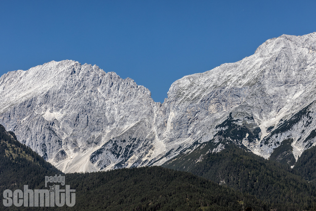 PS-Bergwelt-2026-95 | Entdecke die größte Bildgalerie der Region mit Fotografien aus dem Allgäu, der Bodenseeregion, Oberschwaben, dem Donautal und der Schwäbischen Alb. Landschaften, Luftaufnahmen und Reisefotografie als Wandbild und Fotokunst. - Realisiert mit Pictrs.com
