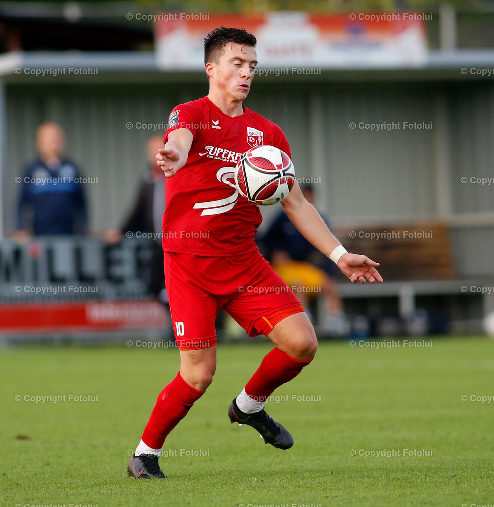 A_LUI_100922_27 | SPORT,FUSSBALL,LT1 OOE LIGA 10.09.2022 ASKOE OEDT-SPORTUNION SANKT MARTIN IM BILD: LUKAS PAULIK (OEDT) UND (ST.MARTIN) FOTO:FOTOLUI