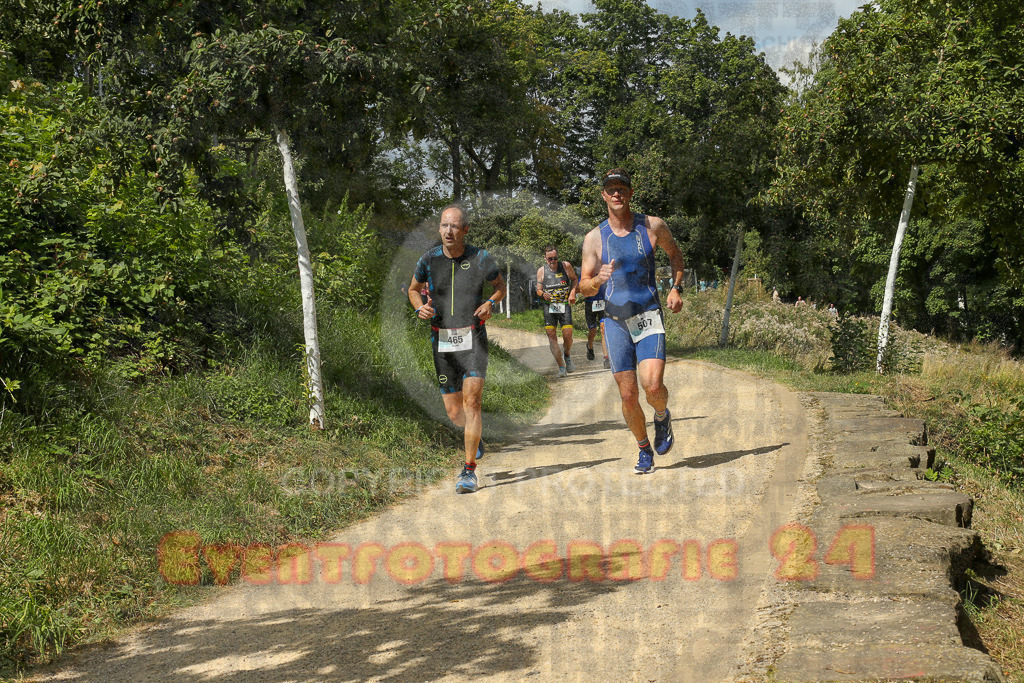 250824_1338_EX1_3094 | Sportfotografie im Rhein-Sieg Kreis, Köln, Bonn, NRW, Rheinland Pfalz, Hessen, etc. Unser Tätigkeitsfeld umfasst den Laufsport vom Volkslauf über den Marathon, Duathlon, Triathon bis zum Ultralauf wie Kölnpfad Ultra oder Schindertrail.