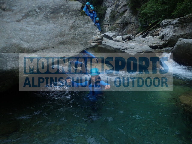 P7290006 | Bestelle die Bilder deines Berg- oder Wasser-Abenteuers mit Mountain Sports bequem von zu Hause aus direkt über unseren Online Fotoshop von pictrs.com. - Realisiert mit Pictrs.com