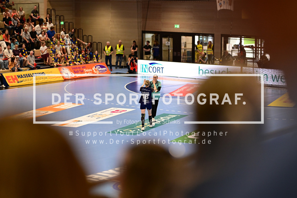 Handball I Frauen I Saison 2025-2026 I Play-Offs 5-11 I 3. Spieltag I Buxtehuder SV - VfL Oldenburg I 176830 | Der Sportfotograf. - Realisiert mit Pictrs.com