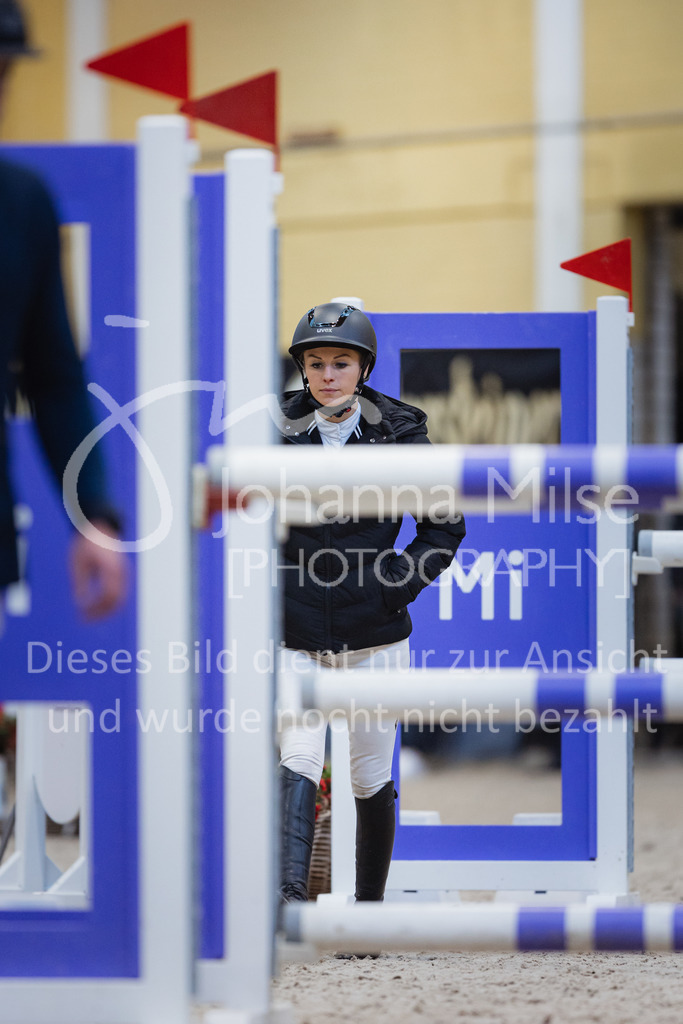 221112_Warstein_L-Spr-101 | Deine schönsten Turniermomente als professionelle Fotos! Entdecke hochwertige Pferdesport-Fotografie im Online-Shop. Jetzt Fotos finden & bestellen!