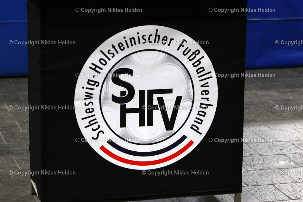 NH_SHFVHallenmasters2024_WunderinoArena_14012024 | Aufsteller vom Schleswig-Holsteinischen Fußball-Verband (SHFV)

SHFV Hallenmasters 2024 I Wunderino-Arena I 14.01.2024