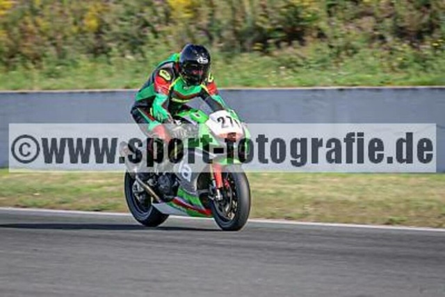 spof0741 | Professionelle Fotos von Sportveranstaltungen, aber auch Hochzeiten und anderen Events. - Realisiert mit Pictrs.com