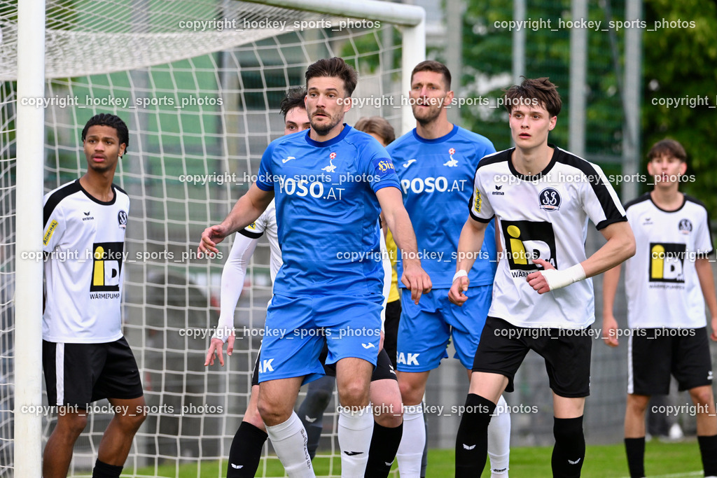 SAK vs. SV Spittal Drau 1921 | #22 Abdulmomen A. S. Bashir SV Spittal, #4 Rok Jazbec SAK, #22 Leo Ejup SAK, #21 Tristan Brükk SV Spittal, SAK vs. SV Spittal Drau 1921, SAK vs. SV Spittal Drau 1921 am 23.05.2025 in Klagenfurt (Sportpark Welzenegg), Austria, (Photo by Bernd Stefan)