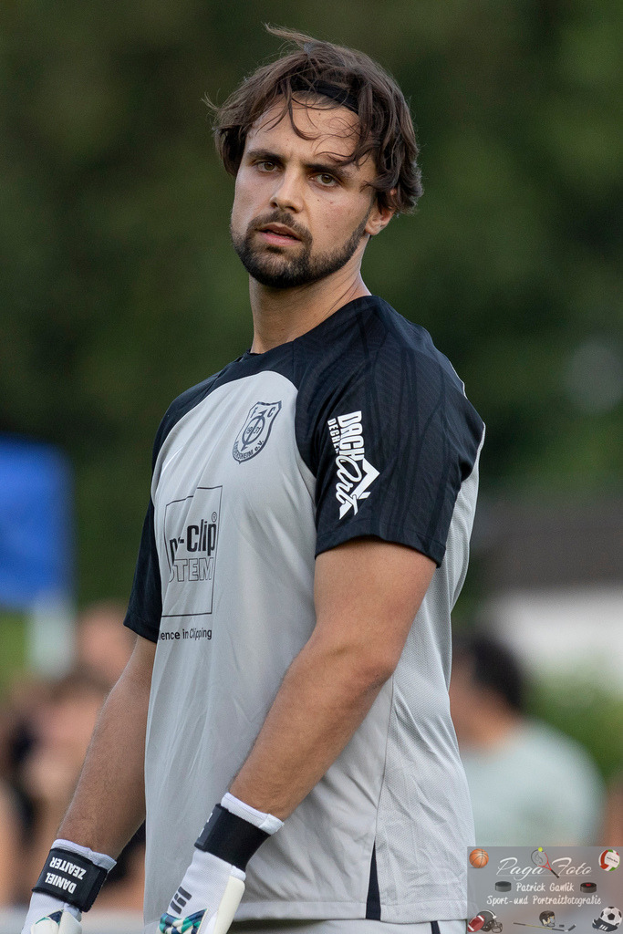 Hessenliga: Türk Gücü Friedberg - FC Eddersheim, 09.08.2024 | Daniel Zeaiter (FC Eddersheim #1), Freisteller, Portrait / Porträt, Türk Gücü Friedberg - FC Eddersheim, Friedberg, Städtischer Sportplatz, 9.8.2024 - Realisiert mit Pictrs.com