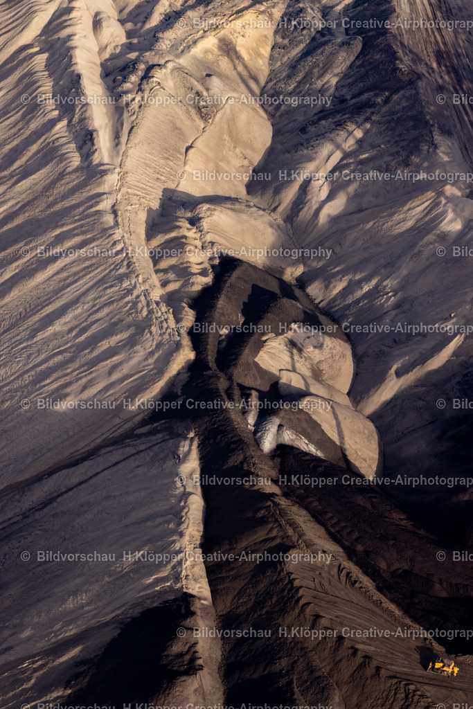 Luftbild Tagebau Garzweiler  439A6520 | Luftbild Tagebau Garzweiler Abraum - Realisiert mit Pictrs.com