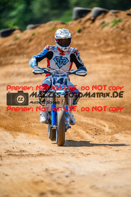 MaZZes_FotoMatrix_240511_6007705_3106 | S3