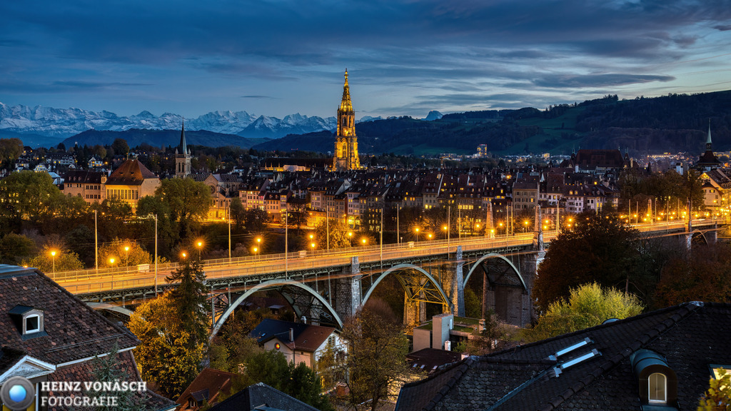 Bern_0061 | Alle Bilder von Heinz Vonäsch Fotografie können alle zu günstigen Preisen gekauft werden! Download der Bilder, Ausdrucke, Postkarten, Tassen T-Shirts, Kalender, Alu- Dibond usw. - Realisiert mit Pictrs.com