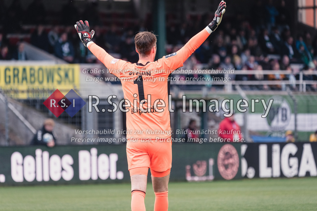 RS-1-042657 | Philipp Klewin (#1, Lübeck, Torwart)