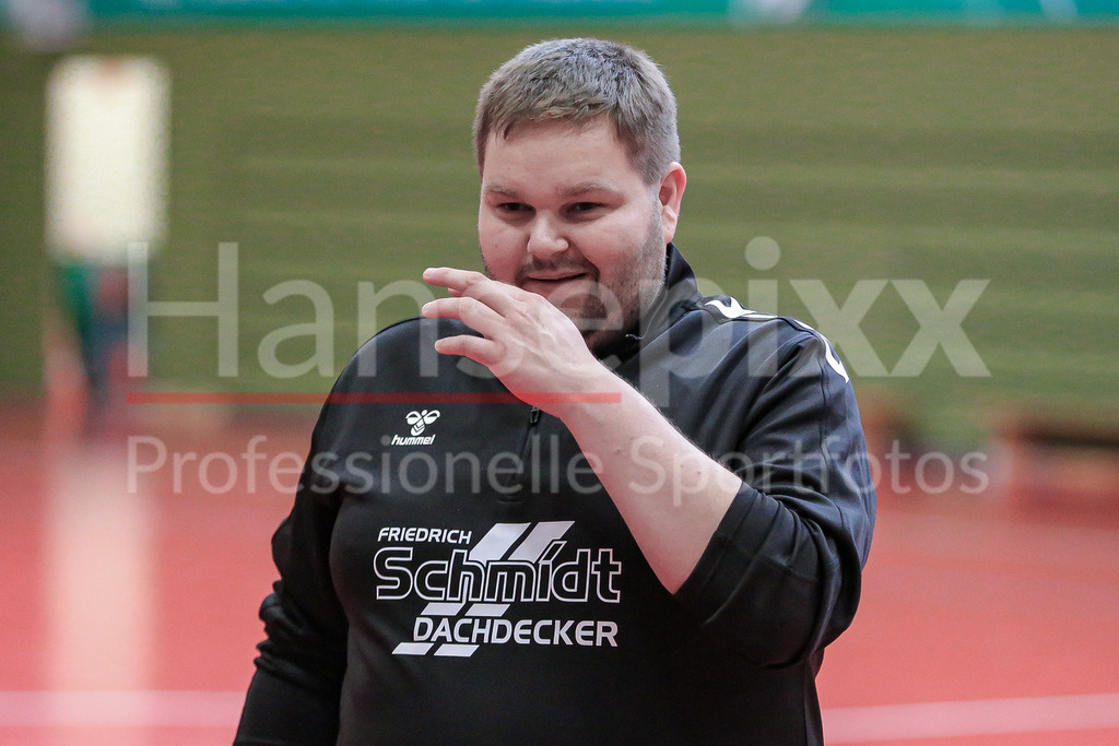 Handball, 2. Bundesliga Frauen, Training SV Werder Bremen | v.li.: Timm Dietrich (Trainer, Cheftrainer, SV Werder Bremen), Portrait, Nahaufnahme, Einzelfoto, Einzelbild