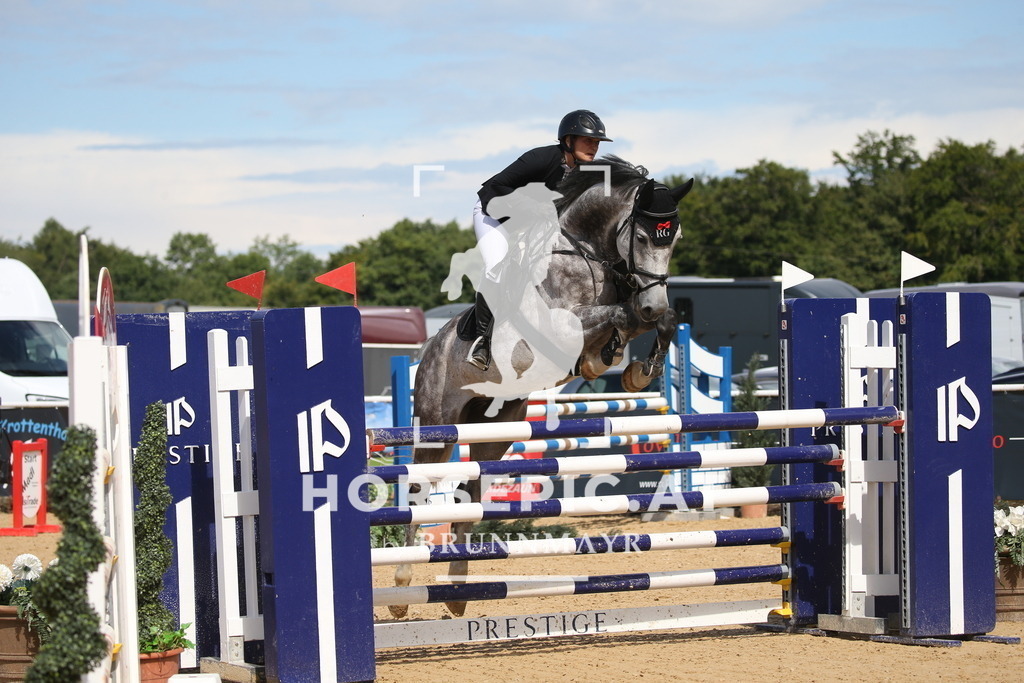 DL2Q3216 | Willkommen bei Brunnmayr - Design & Fotografie – Ihrem Spezialisten für Reitturniere und Pferdeveranstaltungen in Oberösterreich, Salzburg und Bayern! Seit über 17 Jahren sind wir leidenschaftlich dabei.