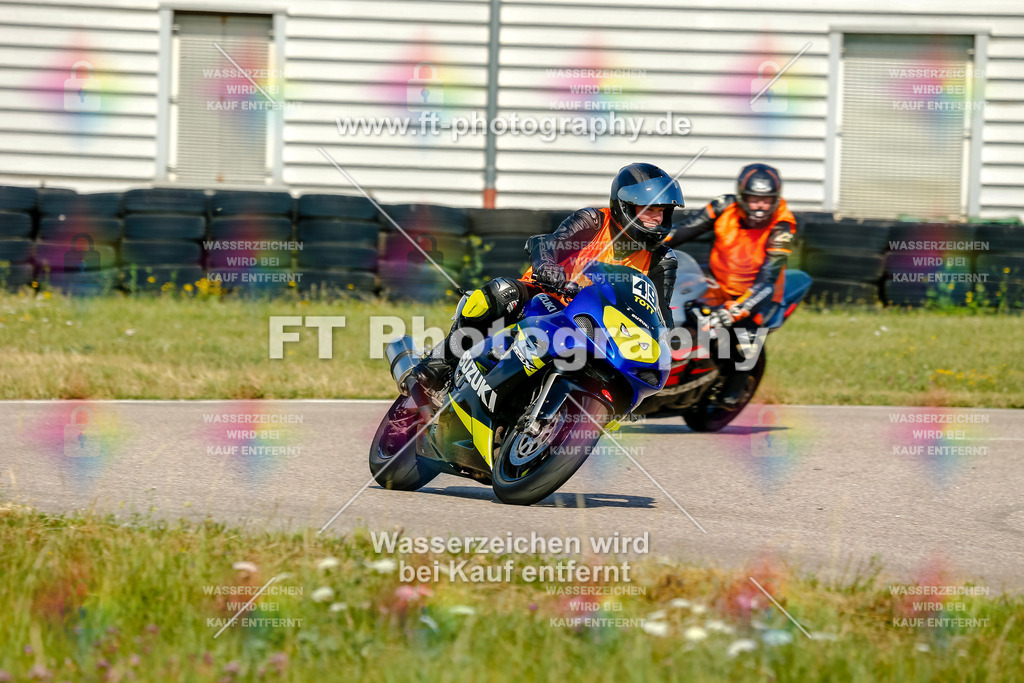 Chambley Juli-0329 | Hier findet Ihr Bilder von Touristenfahrten auf der Nürburgring Nordschleife oder von anderen Veranstaltungen die ich besucht habe. Viel Spass beim Durch Schauen 