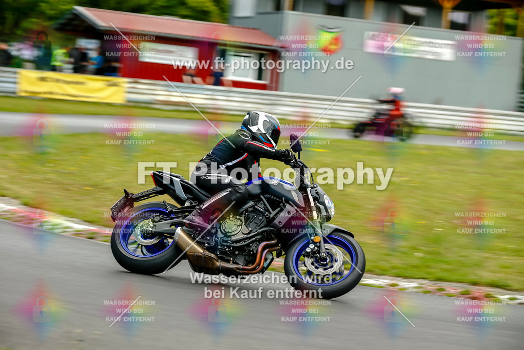 VBK-5058 | Hier findet Ihr Bilder von Touristenfahrten auf der Nürburgring Nordschleife oder von anderen Veranstaltungen die ich besucht habe. Viel Spass beim Durch Schauen 