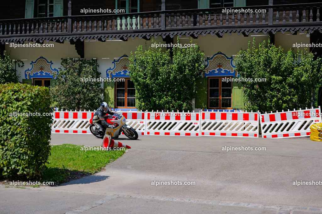 P1014794 | Erleben Sie atemberaubende, hochqualitative Fotos Ihrer Fahrt entlang der malerischen Alpenstraßen. Besuchen Sie alpineshots.com, um professionelle Aufnahmen Ihrer unvergesslichen Reise zu finden und zu kaufen - Realisiert mit Pictrs.com