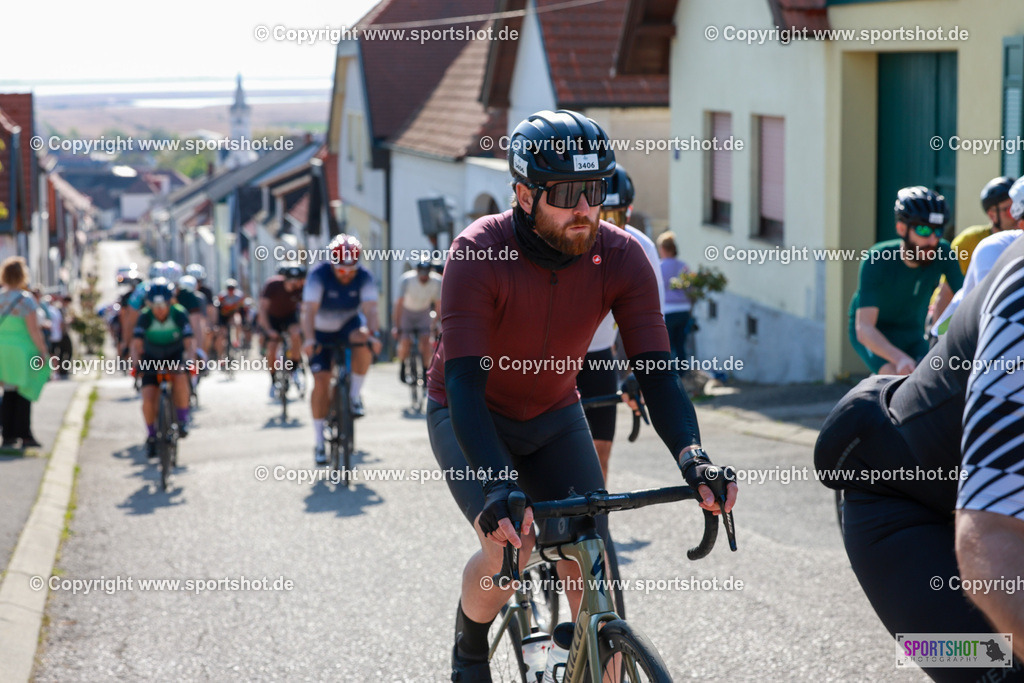 420_AR6_8864 | Neusiedlersee Radmarathon 2026@sportshot_your_pictrs #yourpictures#roadtowm2029 #nrm #neusiedlerseeradmarathon #neusiedlersee #neusiedlerseetourismus #burgenland #mörbisch #nrm26 #burgenlandtourismus #voglundco #poweredbyburgenlandtourismus #radsport #rad #marathon #ucigranfondo #visitburgenland #ucigranfondoworldseries